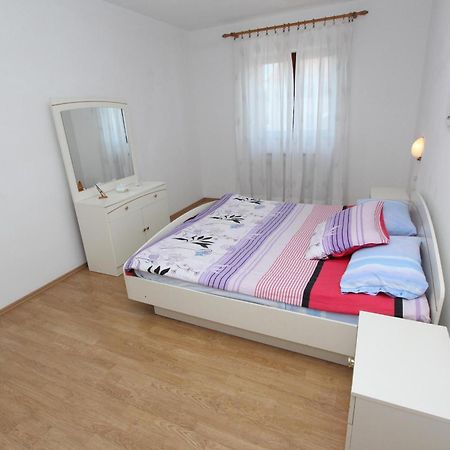 Apartments Denise 罗维尼 外观 照片