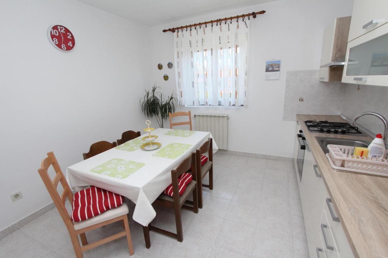 Apartments Denise 罗维尼 外观 照片